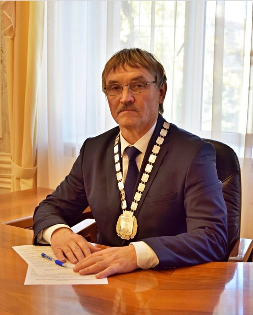 Поздравление Андрея Григорьевича с назначением на должность председателя городской Думы города Шахты — главы города Шахты