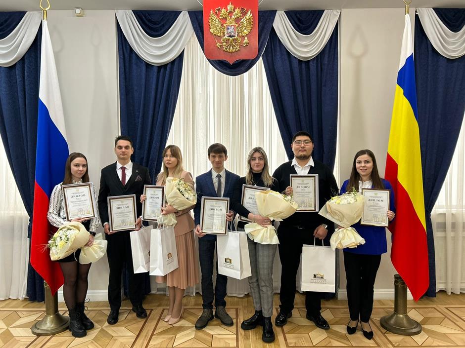 Молодежный парламент при городской Думе города Шахты стал лидером ежегодного конкурса «Лучший молодежный парламент в Ростовской области»